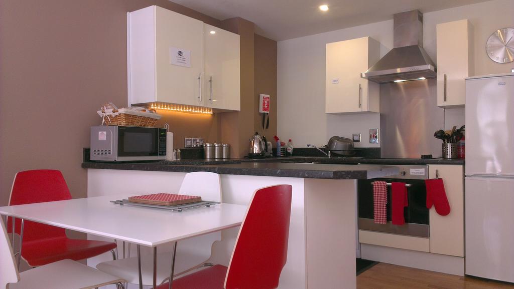 The Bath House Apartments - Free 1St Breakfast - Free Parking Buitenkant foto