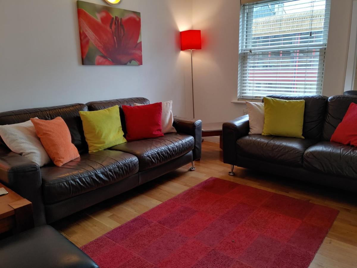 The Bath House Apartments - Free 1St Breakfast - Free Parking Buitenkant foto