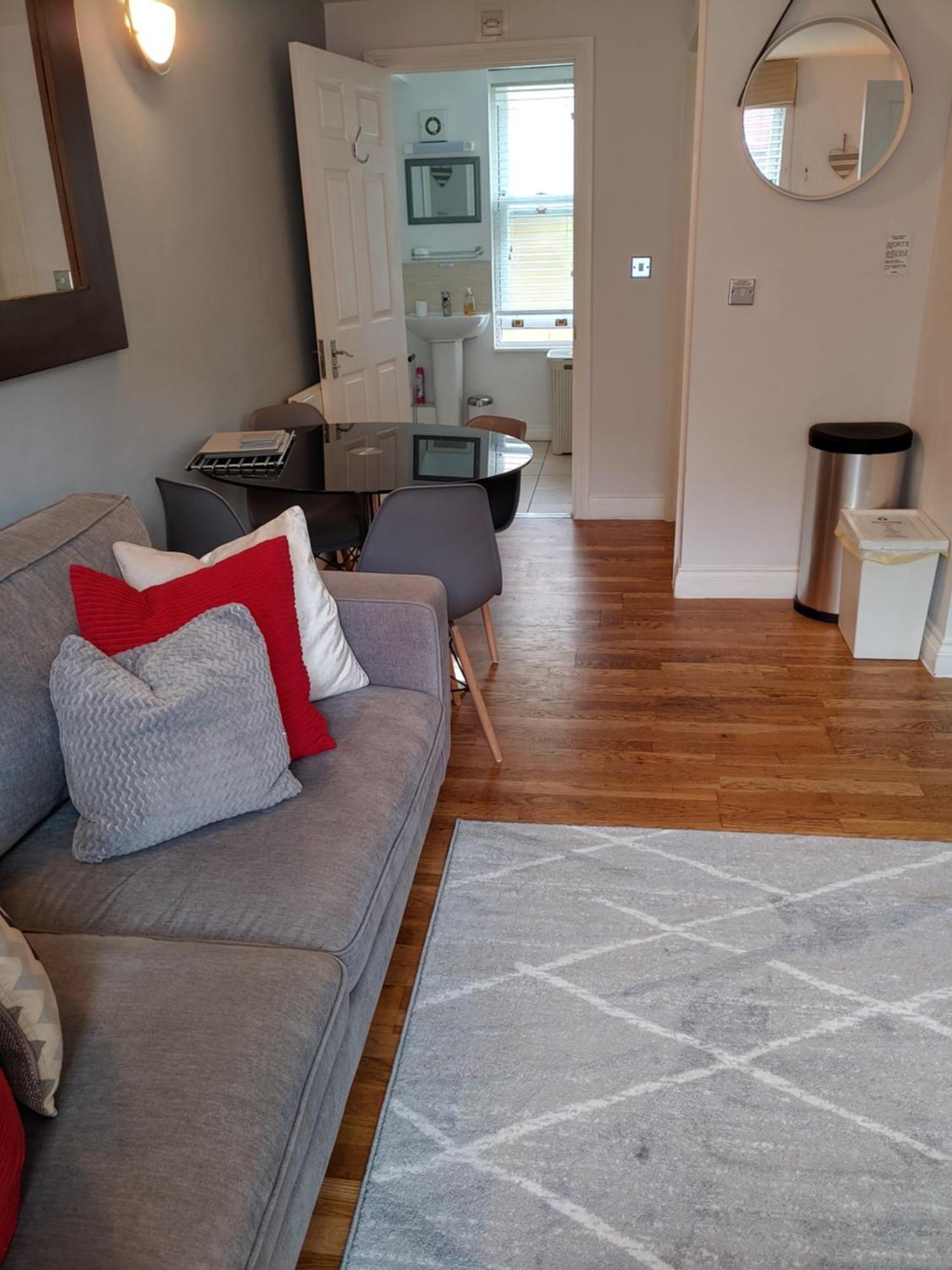 The Bath House Apartments - Free 1St Breakfast - Free Parking Buitenkant foto